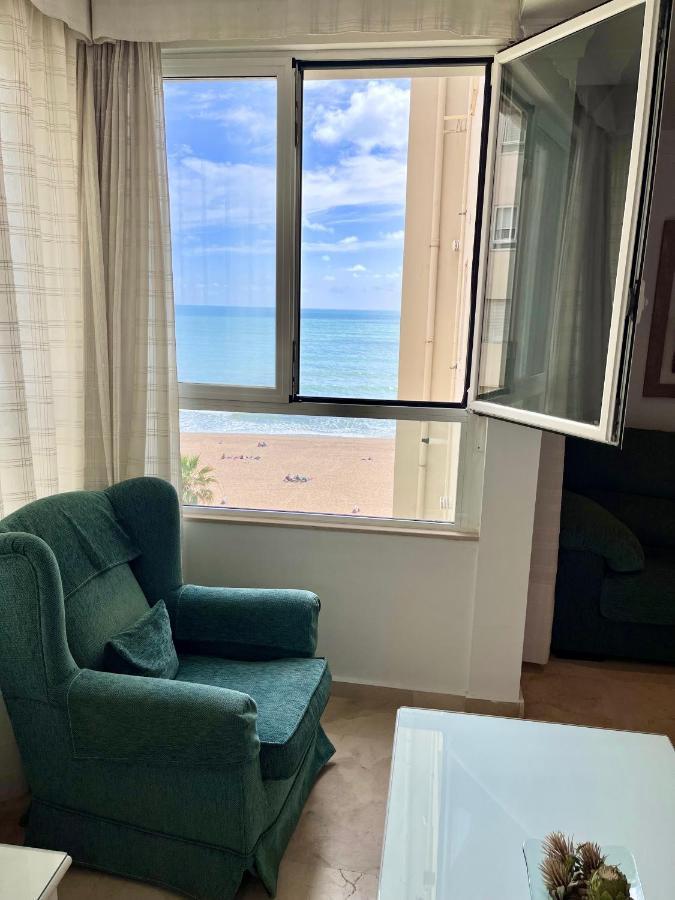 Ferienwohnung Gatu Aguamarina Beach, Vistas Al Mar Playa Victoria Cádiz Exterior foto
